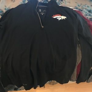 Nike Broncos pullover